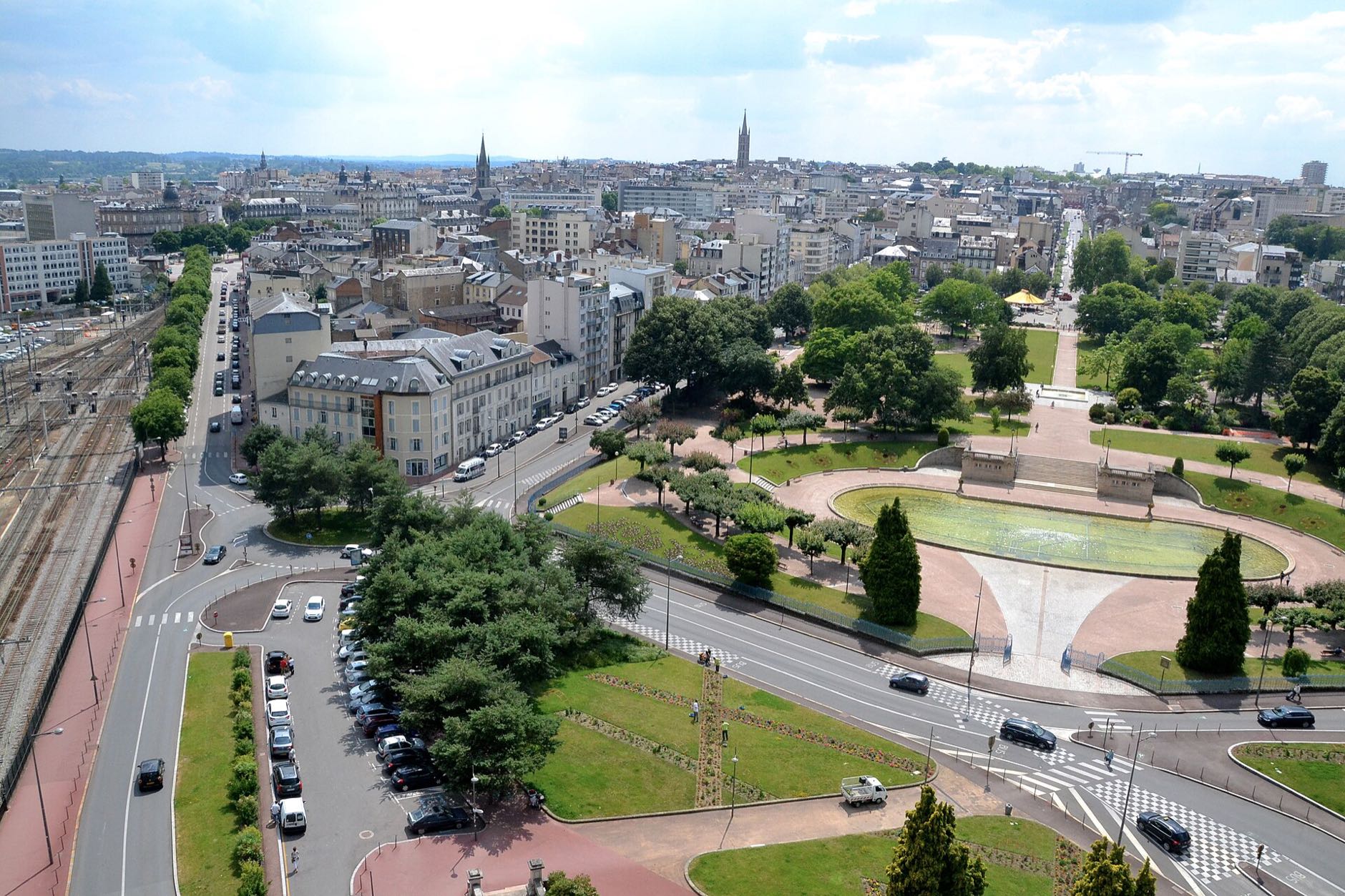Immeubles du centre de Limoges autour du square du Champ de Juillet
