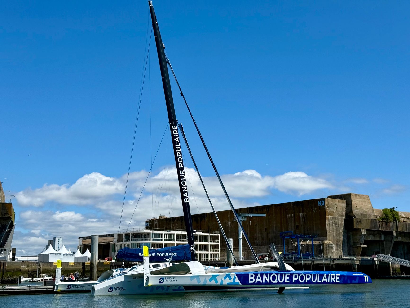 Voilier amarré au port de Lorient